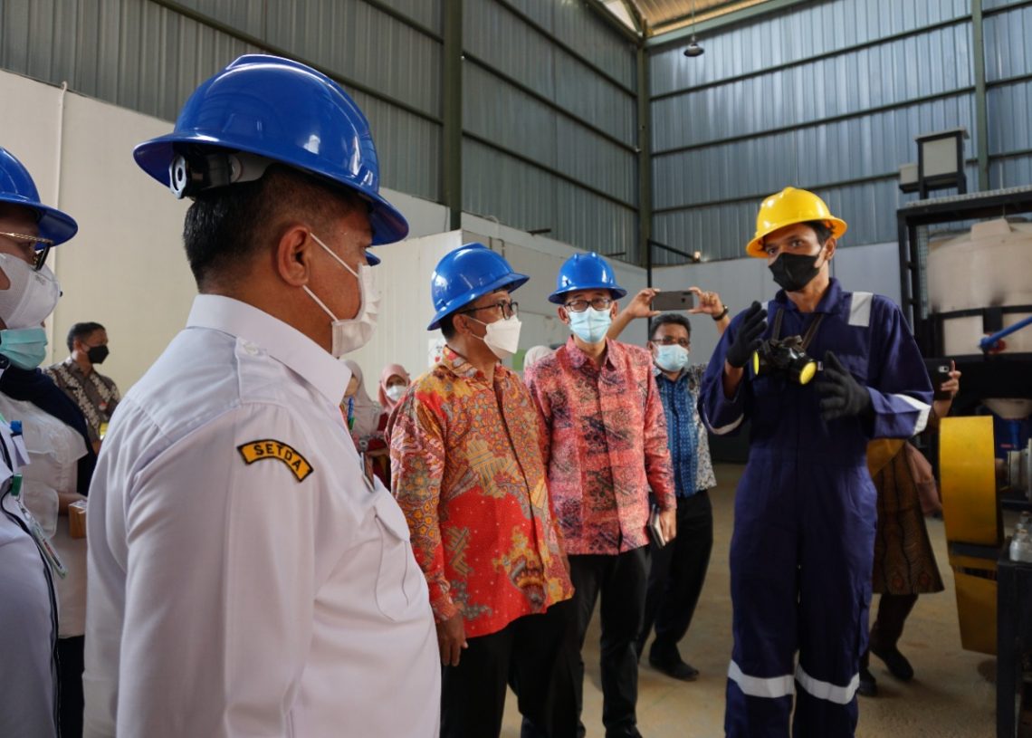 Atasi Limbah B3 Medis, Kementerian LHK Resmi Luncurkan Incinerator di Sumbar