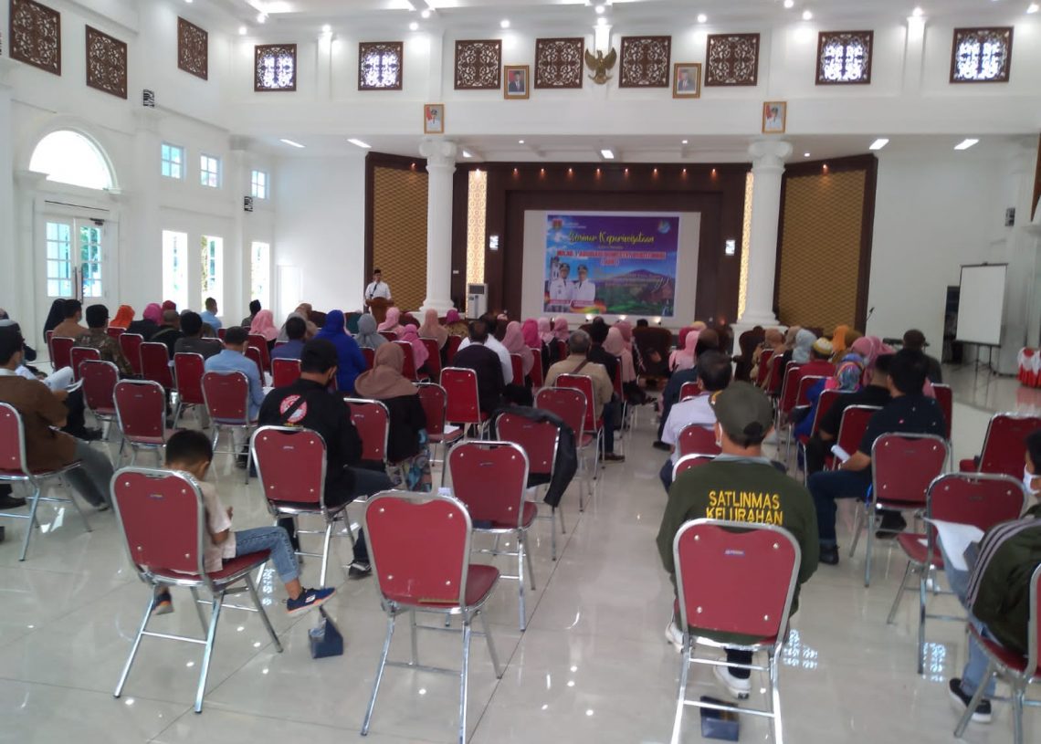 Wako Erman Safar Buka Seminar dan Milad I Asosiasi Homestay Bukittinggi