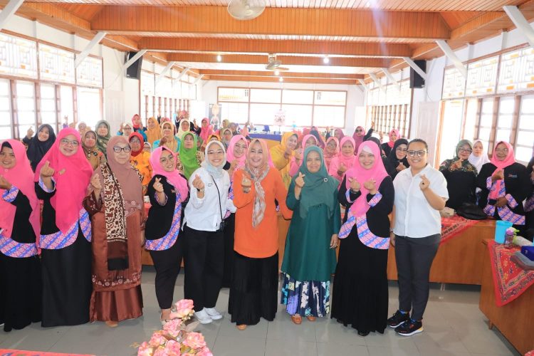 Dibuka Ketua Dekranasda, IPEMI Payakumbuh Sosialisasikan Aplikasi Mapan
