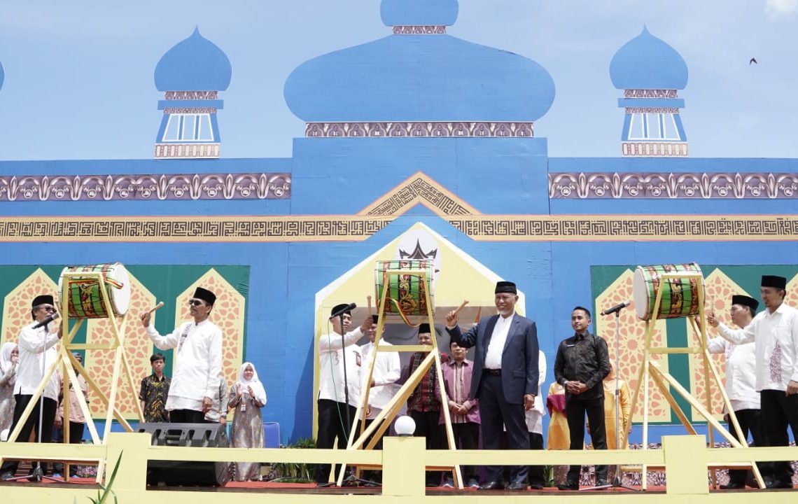 Ditabuh Gubernur Mahyeldi dan Bupati Safaruddin, MTQN Limapuluh Kota ke-39 Resmi Dihelat