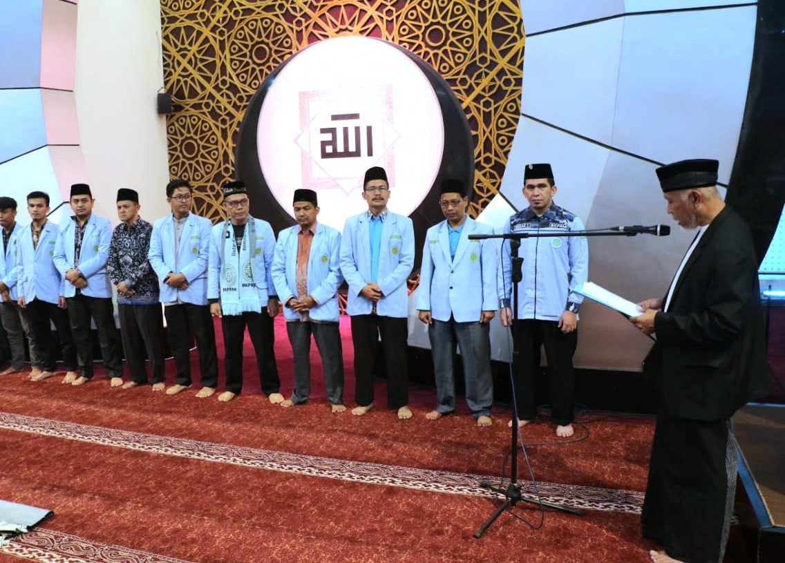 Awali Tahun Baru dengan Subuh Mubarokah di Mesjid Raya Sumbar, Gubernur: Moga 2023 Penuh Berkah