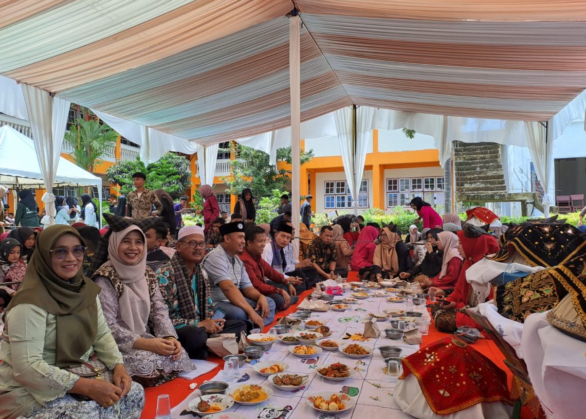 Asah Bakat dan Ketrampilan Siswa, SMAN 1 Pariaman Adakan Pekan Kreativitas Siswa