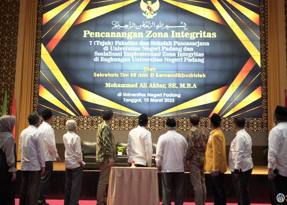 UNP PTN ke-9 se-Indonesia yang Canangkan Zona Integritas di Seluruh Fakultas