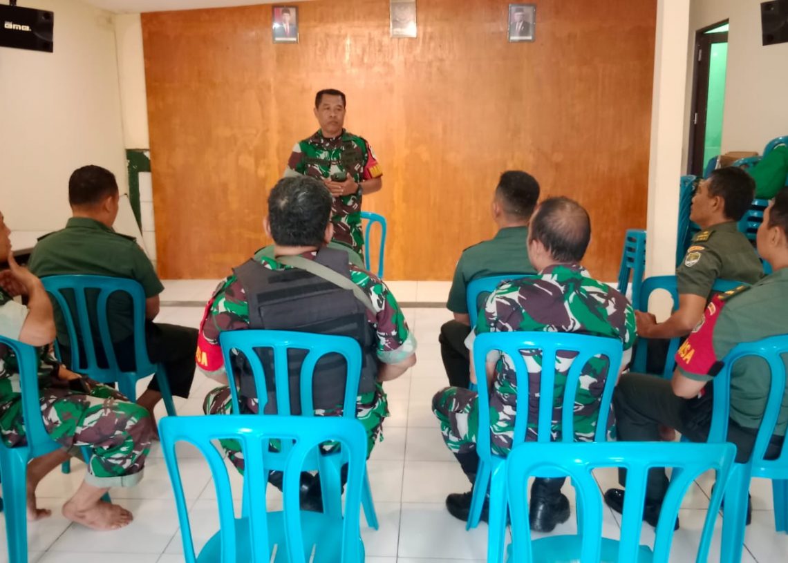 Danramil 07/JB Berikan Penekanan pada Babinsa dan Staf Koramil