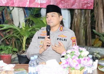 Kapolres Metro Jakarta Barat, Giat Sambang Kamtibmas di RW 01 Jembatan Besi Tambora
