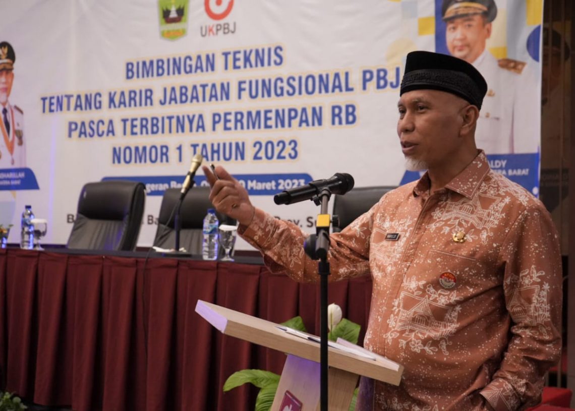 Gubernur Mahyeldi Ingatkan Pejabat Pengadaan Pemprov Sumbar Harus Tegak Lurus dengan Aturan