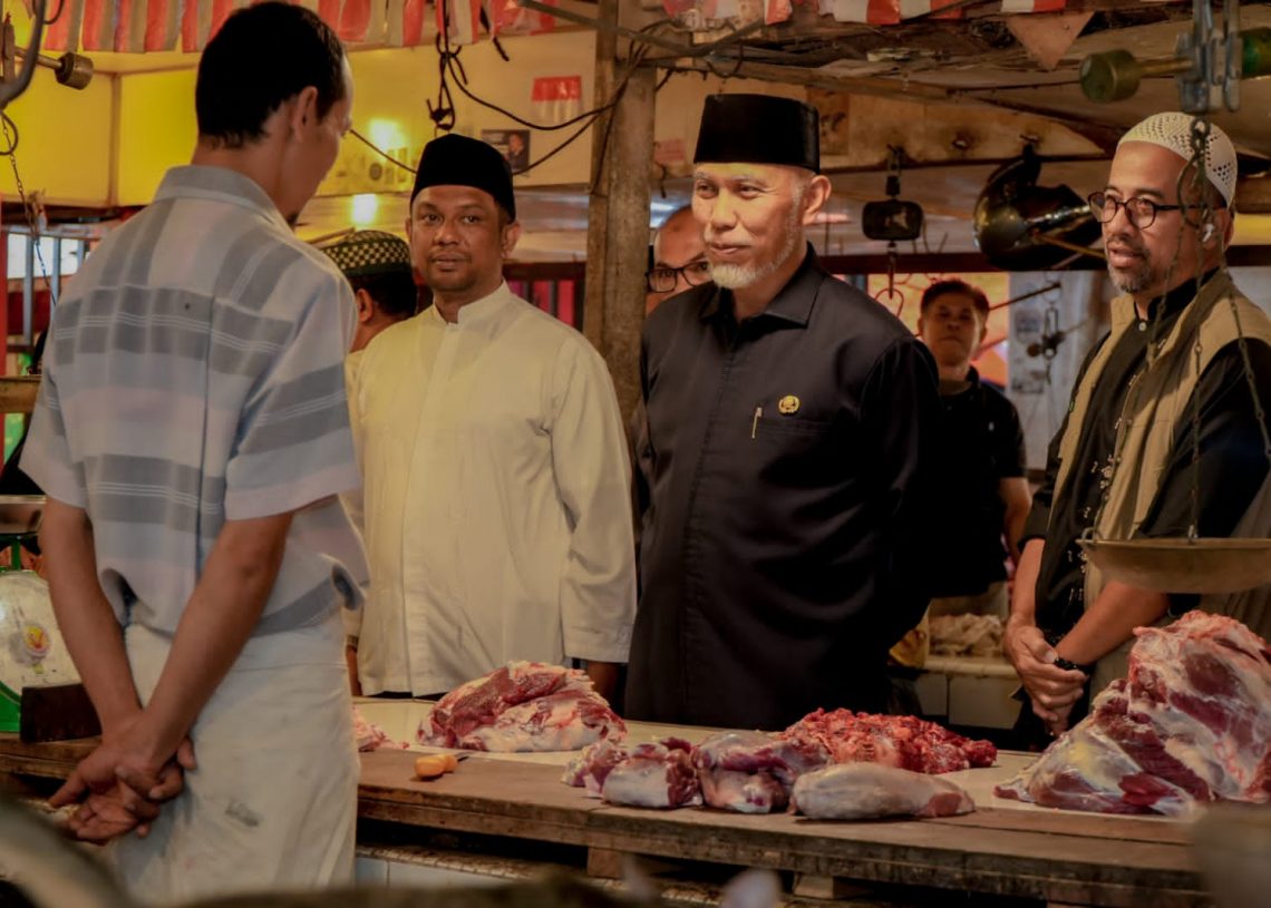 Tinjau Pasar Banto Bukittinggi, Gubernur Mahyeldi Katakan Harga Bahan Pokok di Sumbar Relatif Stabil