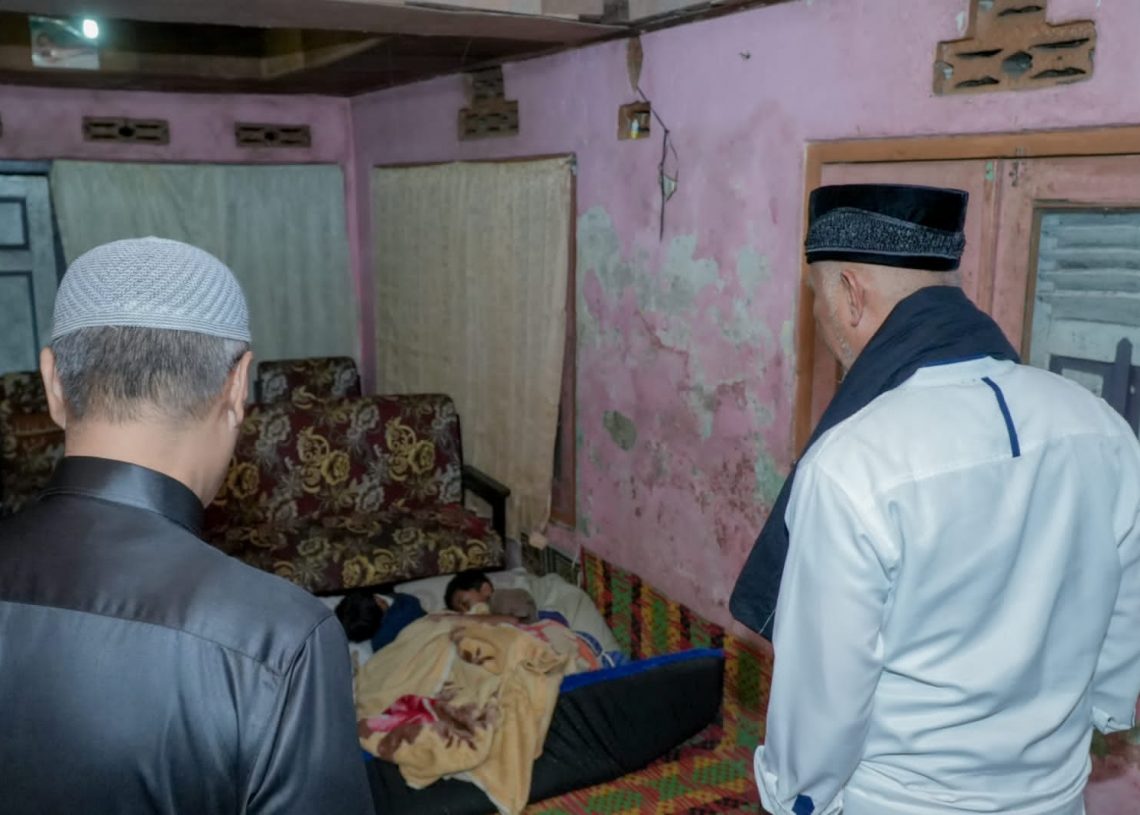 Yenrianti Terharu Terima Bantuan Bedah Rumah dari Gubernur Sumbar