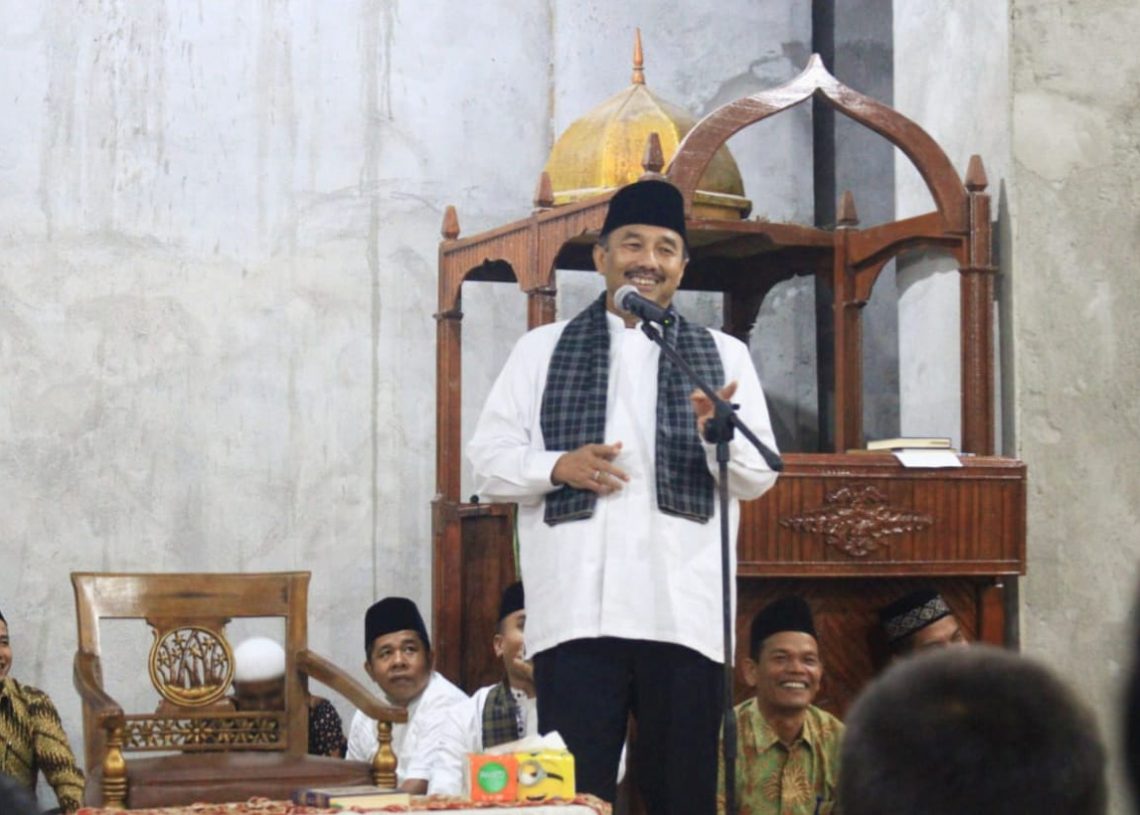 Silaturahmi Bersama Jamaah Masjid Tambangan, Bupati : Pembangunan Harus Berkeadilan