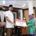 Wujud Kepedulian pada Warga, Wako Erman Serahkan Bantuan untuk Penyandang Disabilitas