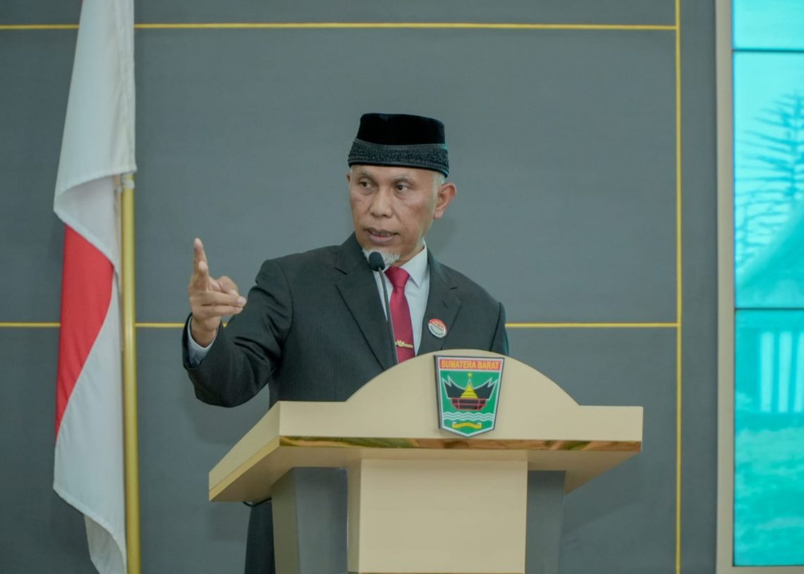 Picu Kecelakaan, Gubernur Sumbar Sorot Kebiasaan Peminta Sumbangan di Tengah Jalan