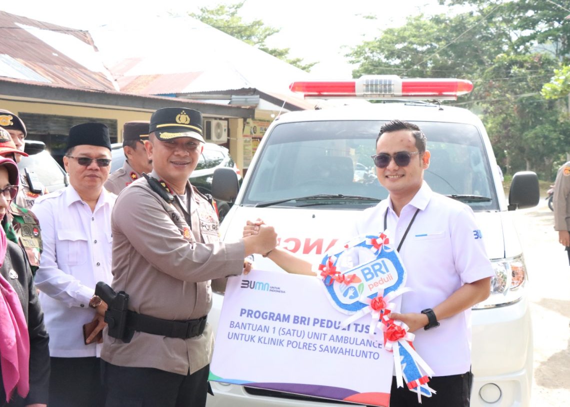 Bank BRI Cabang Sijunjung Bantu Klinik Polres Sawahlunto Satu Unit Mobil Ambulance