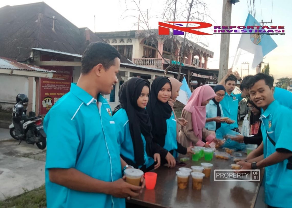 Ramadhan Berkah, Pengurus KNPI Padang Pariaman Gelar Giat Berbagi Takjil dan Buka Bersama