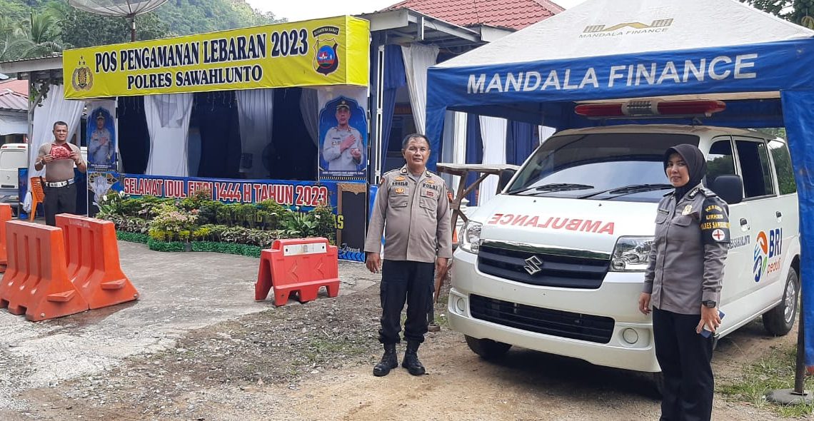 Kapolres Sawahlunto Siagakan Satu Unit Ambulance di Pos Pengamanan Ops Ketupat 2023 di Muaro Kalaban