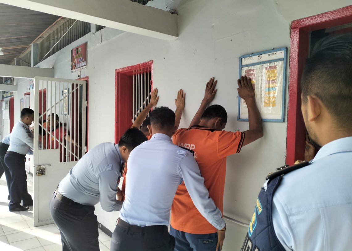Pastikan WBP Steril, Lapas Kelas III Talu Kembali Gelar Razia Rutin