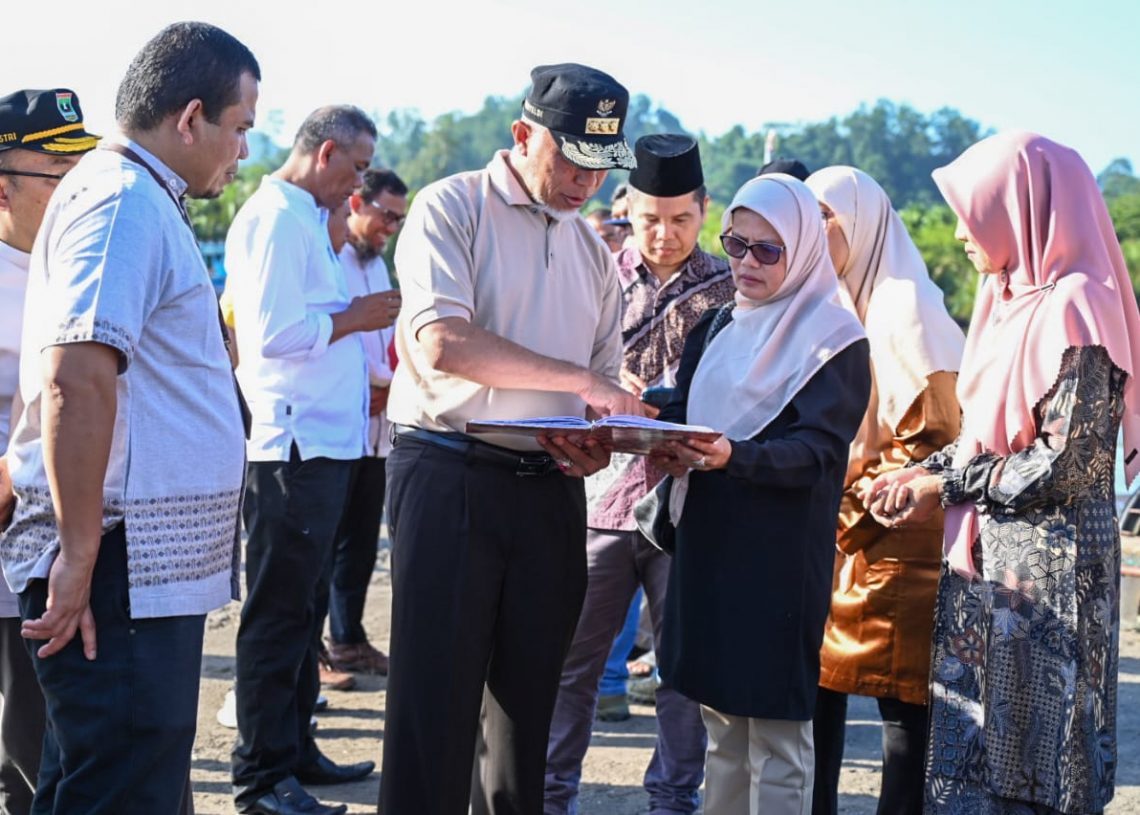 Petakan Masalah Pelabuhan Air Bangis, Gubernur Mahyeldi Beserta Jajaran Kunjungi Lokasi Secara Langsung