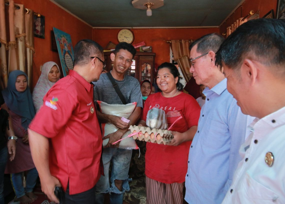 Rumahnya Rata dengan Tanah, Wako Rida Ananda Beri Semangat Buat Riski dan Keluarga