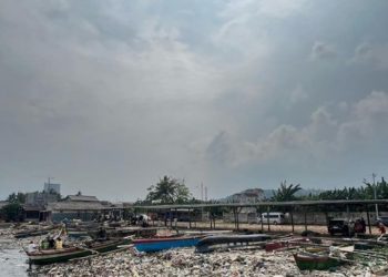 Wow..! Lampung Punya Pantai Terkotor Nomor 2 se-Indonesia