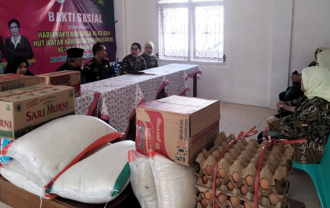 HBA ke-63, Kejari dan IAD Sawahlunto Baksos ke Panti Asuhan Mudik Air