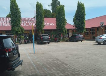 Dinilai Tak Transparan, Penggunaan Dana BOS SMPN 1 Pulau Punjung Mencurigakan