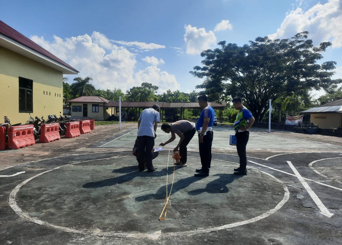Satlantas Polres Sawahlunto Ubah Sirkuit Praktik SIM dari Bentuk Angka 8 Menjadi Huruf S