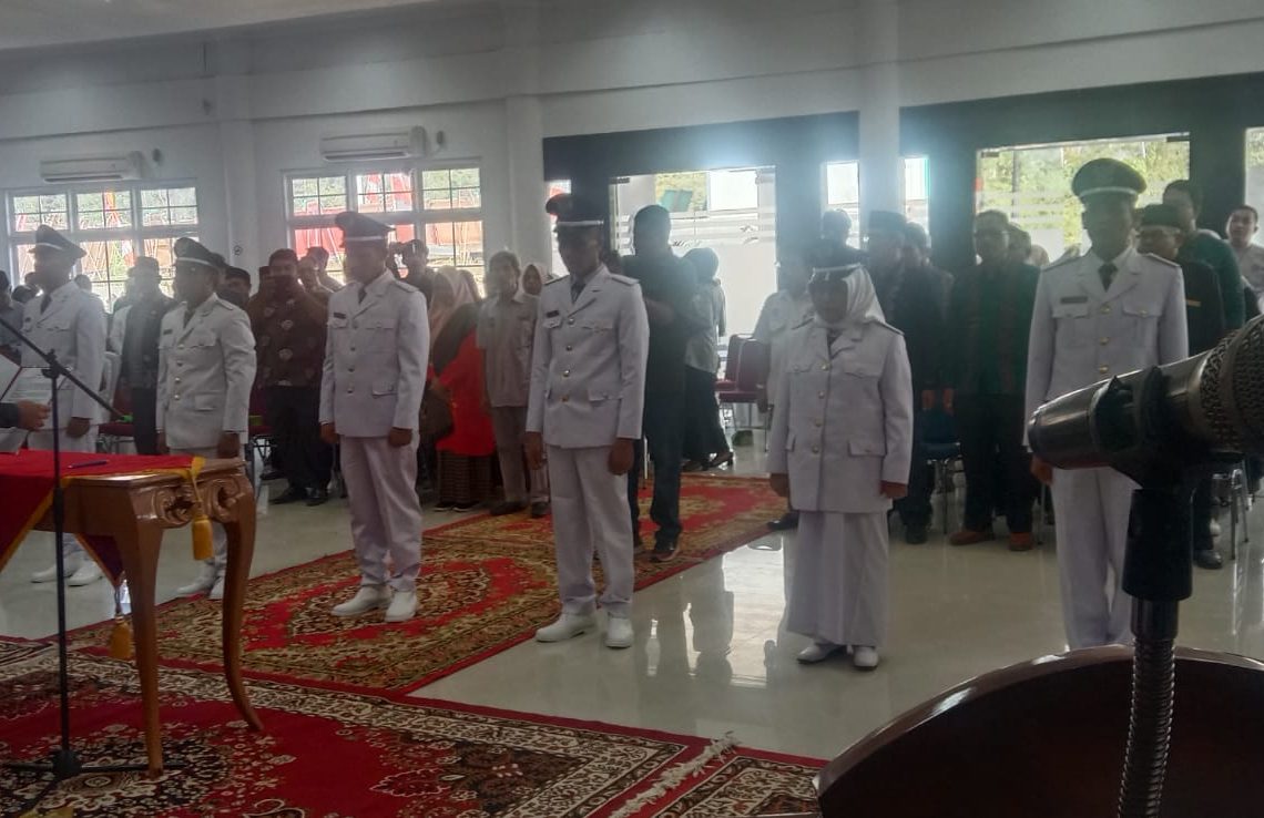 9 Kepala Desa Terpilih Periode 2023-2029 Dilantik Wako Deri Asta