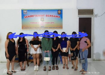 Satpol PP Pasaman Barat Razia Pekat, 8 Wanita Pemandu Karoke Terjaring
