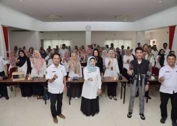 Sekda Ambun Kadri Buka Workshop Sawahlunto International Songket Silungkang Carnaval 2023