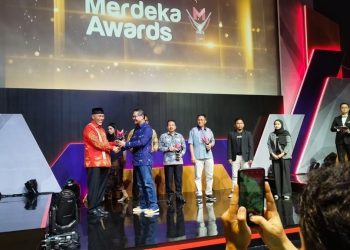 Berhasil Bina Desa Wisata, Gubernur Mahyeldi Terima Penghargaan Merdeka Award 2023