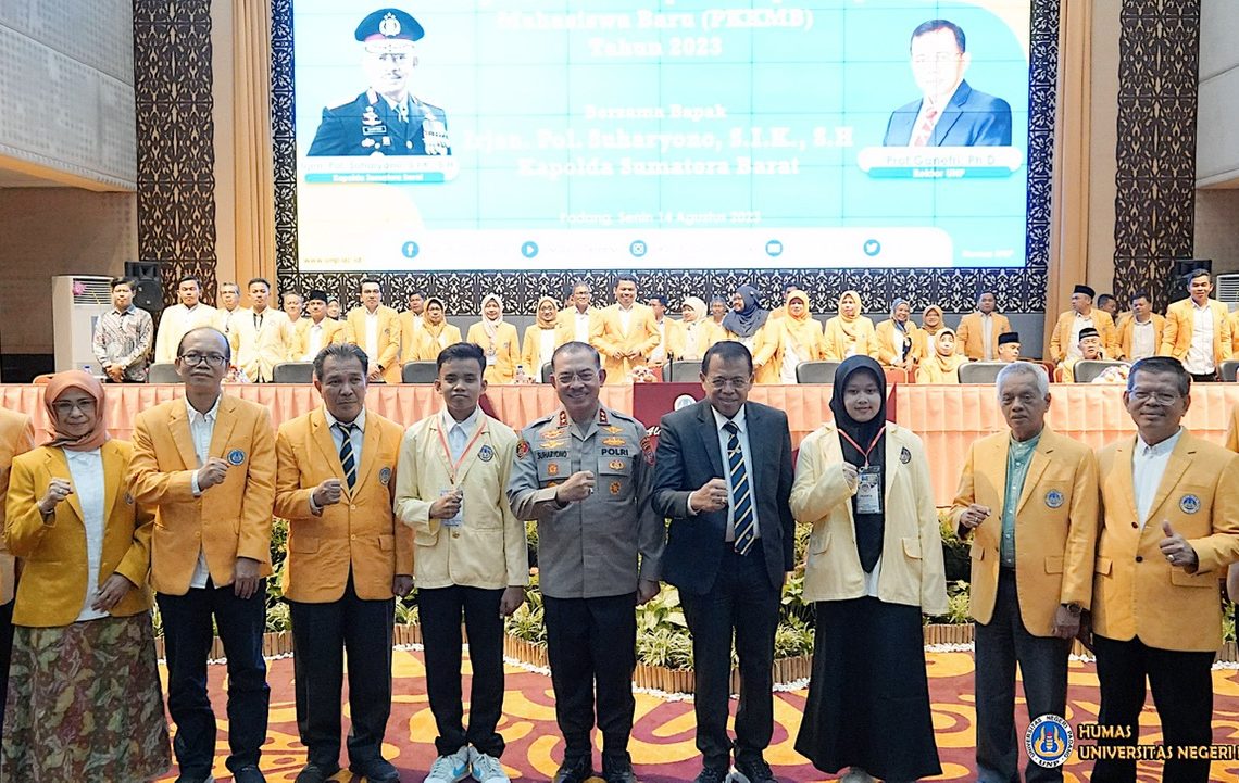 Kapolda Sumbar Buka Secara Resmi PKKMB UNP 2023