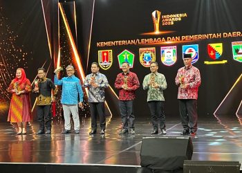 Berhasil Entaskan Nagari Sangat Tertinggal, Gubernur Mahyeldi Kembali Dihadiahi Penghargaan Tingkat Nasional