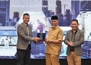 Gubernur Mahyeldi Apresiasi Komitmen Pelayanan PLN untuk Warga Sumbar