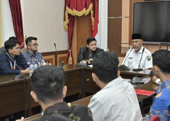 Buya Mahyeldi Lepas Keberangkatan 70 Mahasiswa Kuliah di Luar Negeri
