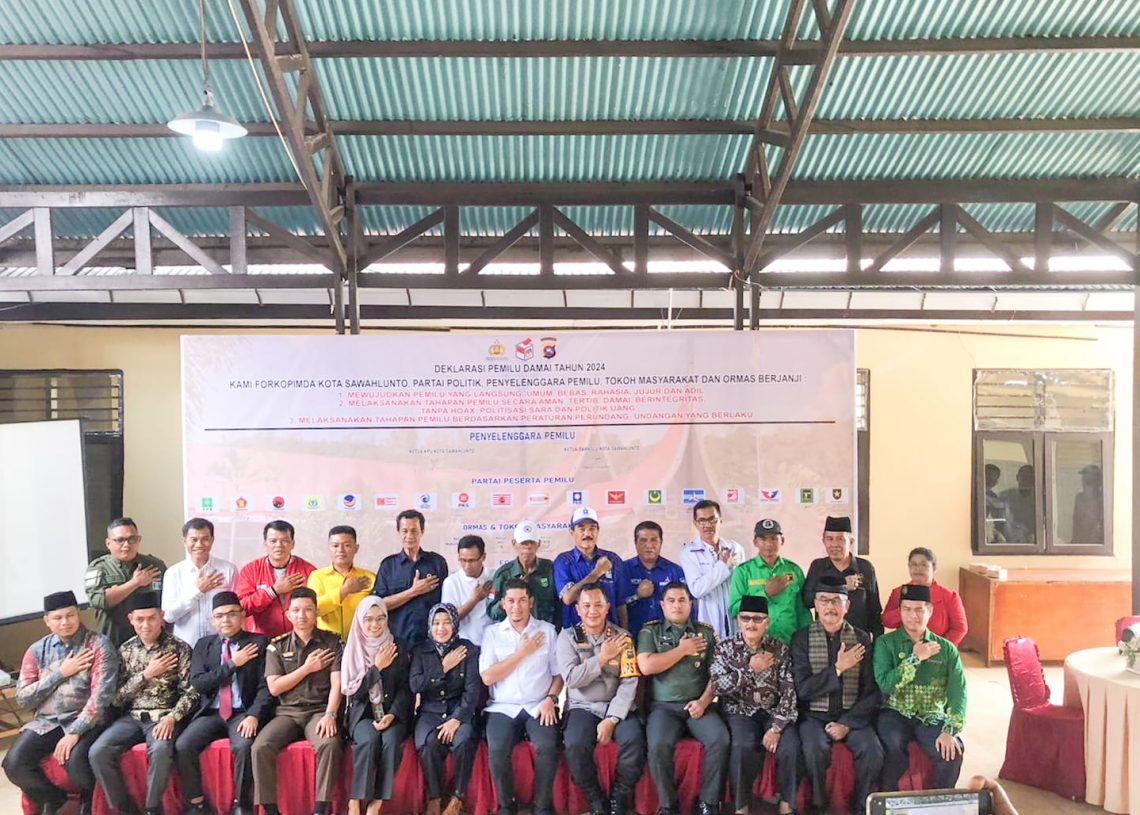 Kapolres Sawahlunto AKBP Purwanto Hari Subekti S.Sos Pandu Deklarasi Pemilu Damai 2024