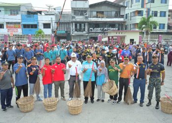 Aksi GeBer Harhubnas, Gubernur Mahyeldi Ingatkan Masalah Sampah sebagai Tanggung Jawab Bersama