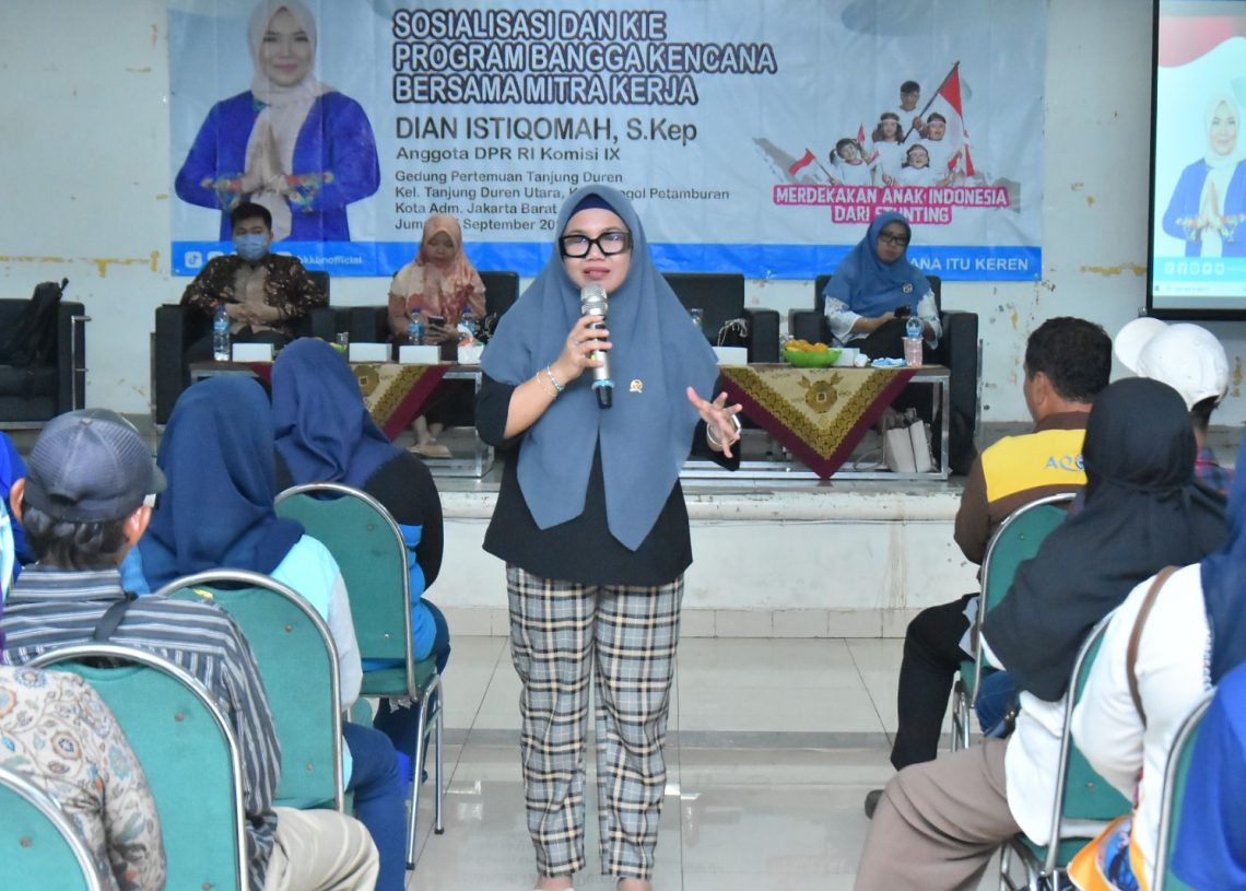 “Merdekakan” Anak Indonesia dari Stunting, Anggota DPR RI Dian Istiqomah Gelar Sosialisasi Bersama BKKBN