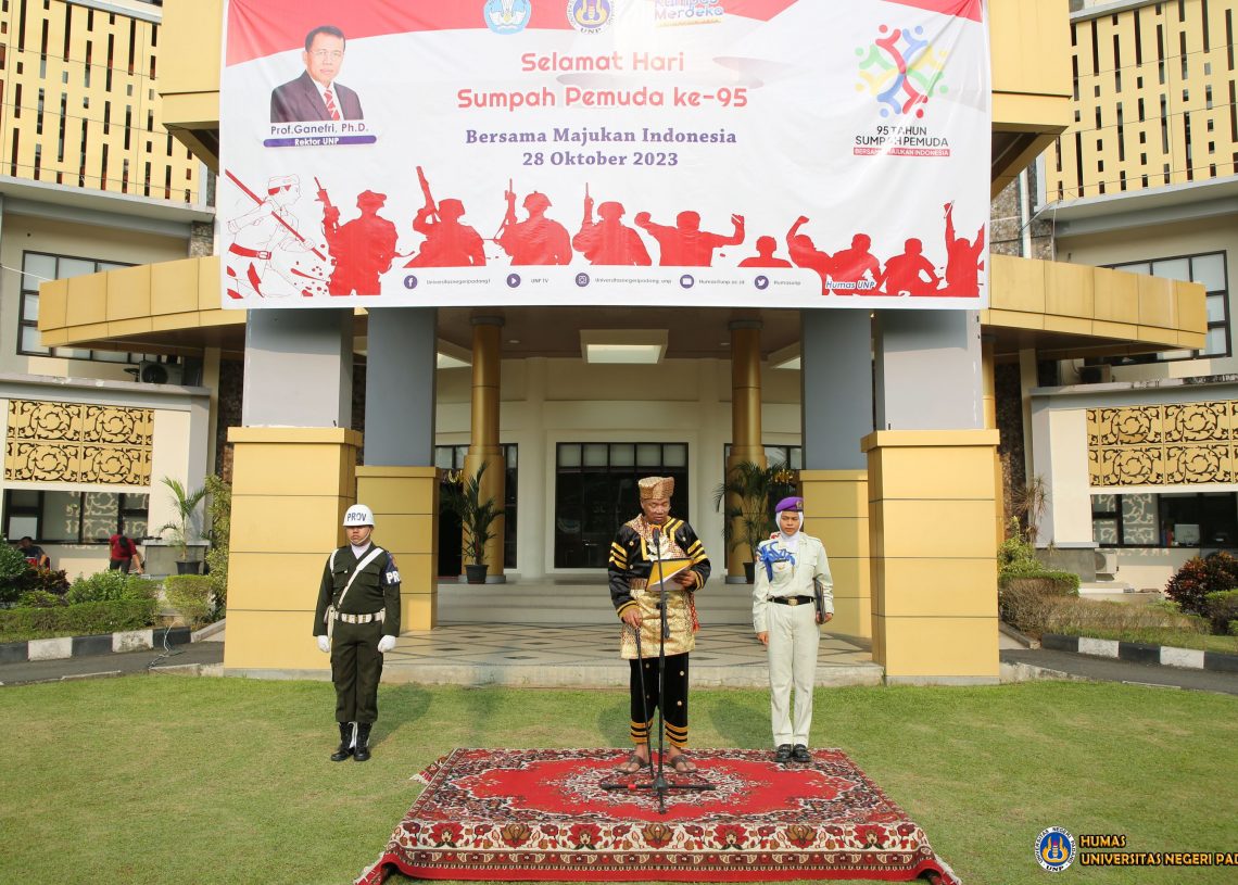 Peringati Hari Sumpah Pemuda ke-95, UNP Gelar Upacara Gabungan