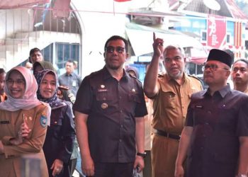 Pj Wako Lakukan Peninjauan ke Pasar Sawahlunto dan Kawasan Silo