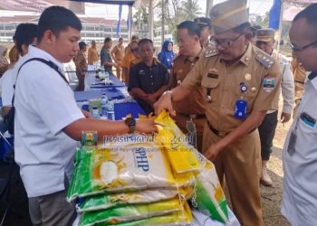 Bupati Apresiasi Digelarnya Gerakan Pangan Murah di Pesisir Barat