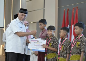Dunia Pendidikan Sumbar Kian Mentereng, Gubernur Mahyeldi Apresiasi 50 Siswa Berprestasi Tingkat Nasional dan Internasional