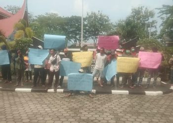 Minta Jatah ke Perusahaan Stockpile Batu Bara, Oknum Ketua RT di Parak Laweh Didemo Warga