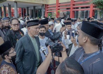 Pemprov Sumbar Salurkan BKK Sebesar 7 Miliar kepada Pemkab Solok Selatan