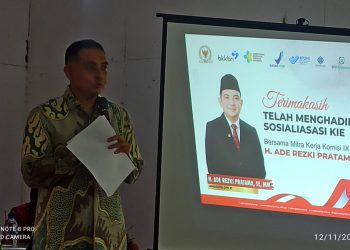 Menuju Indonesia Emas, Ade Rizki Pratama Sosialisasikan Germas pada Warga Luhak Nan Duo Pasbar