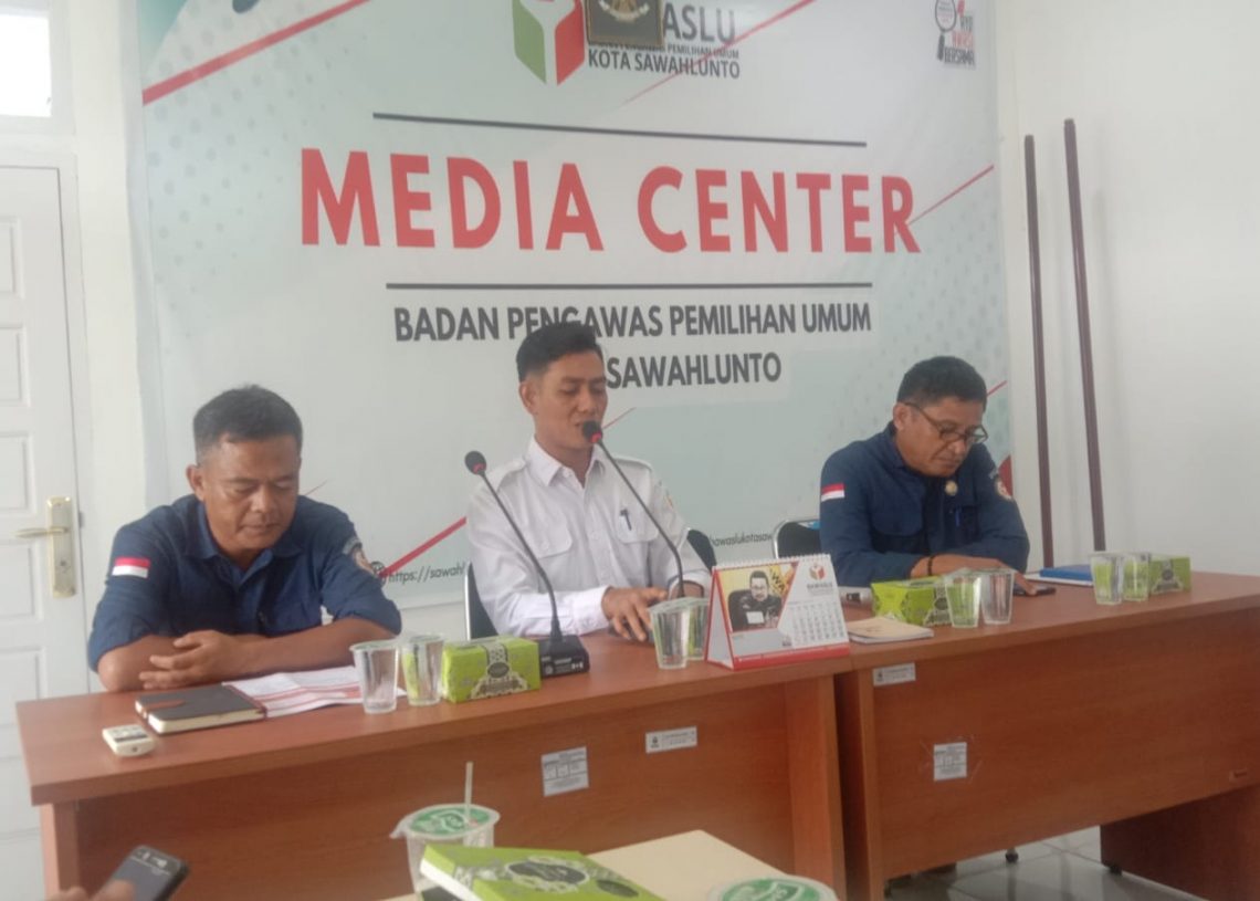 Adakan Jumpa Pers, Bawaslu Sawahlunto Butuhkan Kolaborasi dan Peran Media