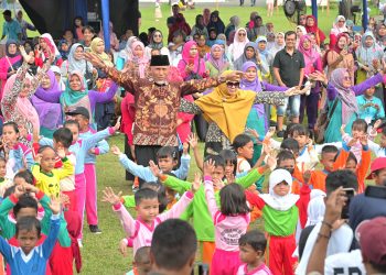 Fasilitasi Kreativitas Anak, Gubernur Mahyeldi Sebut Pentingnya Ruang Bermain Terbuka