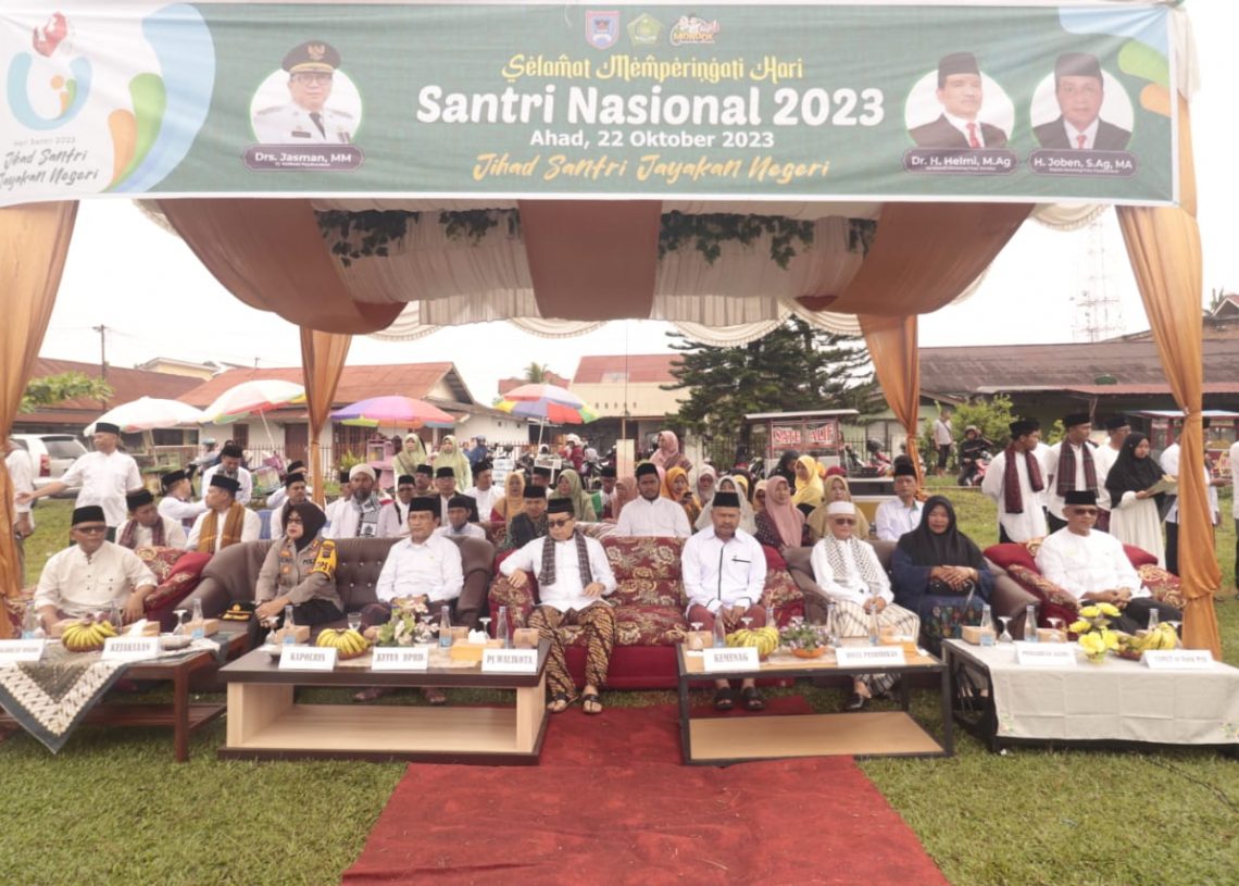 Pj. Wali Kota Payakumbuh Didapuk sebagai Pembina Upacara pada Peringatan Hari Santri Nasional