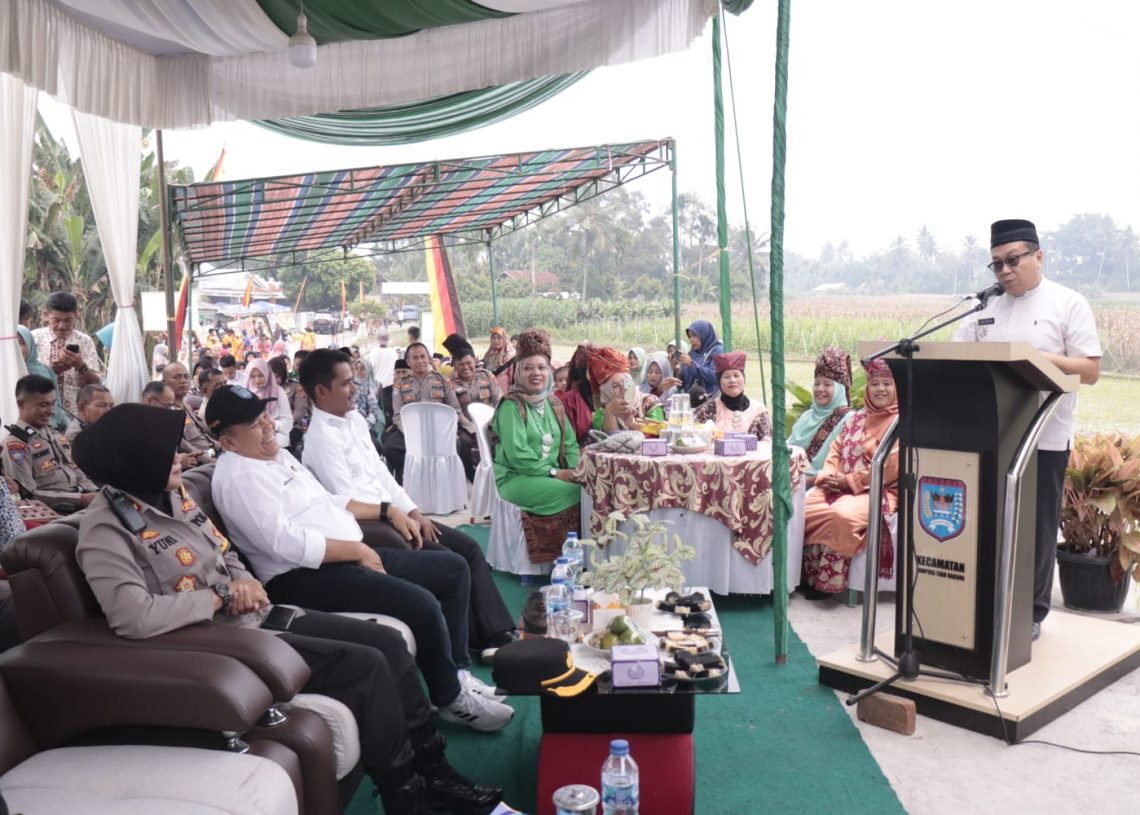 Ketua TP PKK Kota Payakumbuh Ny. Lasta Jasman Mengadakan Kunjungan Lapangan Kepada 5 kelompok Dasa Wisma