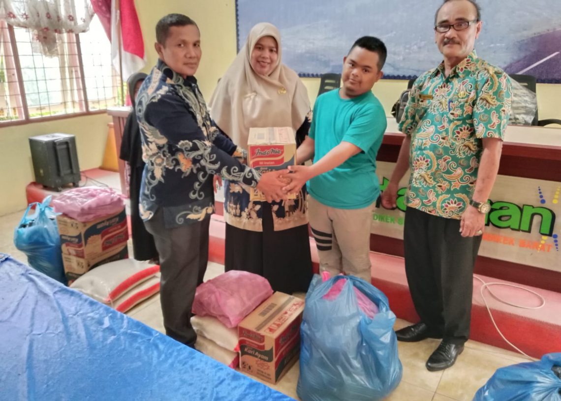 Standar Pelayanan Minimal, Dinsos P3A Salurkan Bantuan pada 150 Masyarakat Rentan