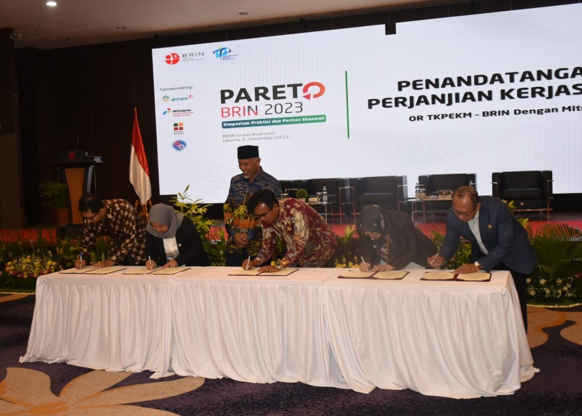 Gubernur Mahyeldi Yakin Kerjasama KDEKS, BRIN, dan PT XREI Pacu Pengembangan Industri Halal di Sumbar