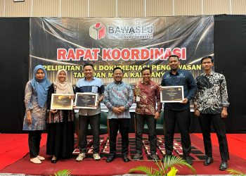 Raih Tiga Kategori Penghargaan Kehumasan, Bawaslu Kota Pariaman Capai Predikat Humas Terbaik III